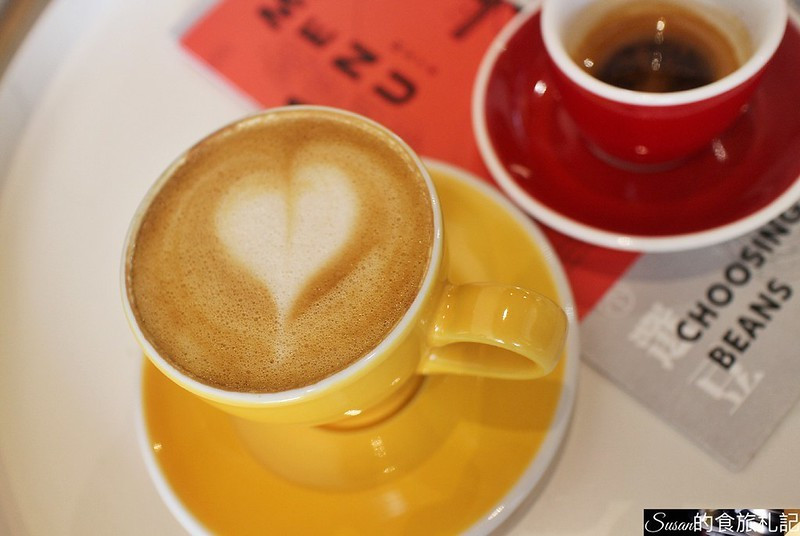 台中北屯|Ritrovare coffee尋品咖啡提供精品咖啡、特調咖啡，老闆除了是咖啡烘焙師與咖啡農民，更曾獲得世界盃烘豆大賽亞軍，快來杯咖啡開始一天的美好吧