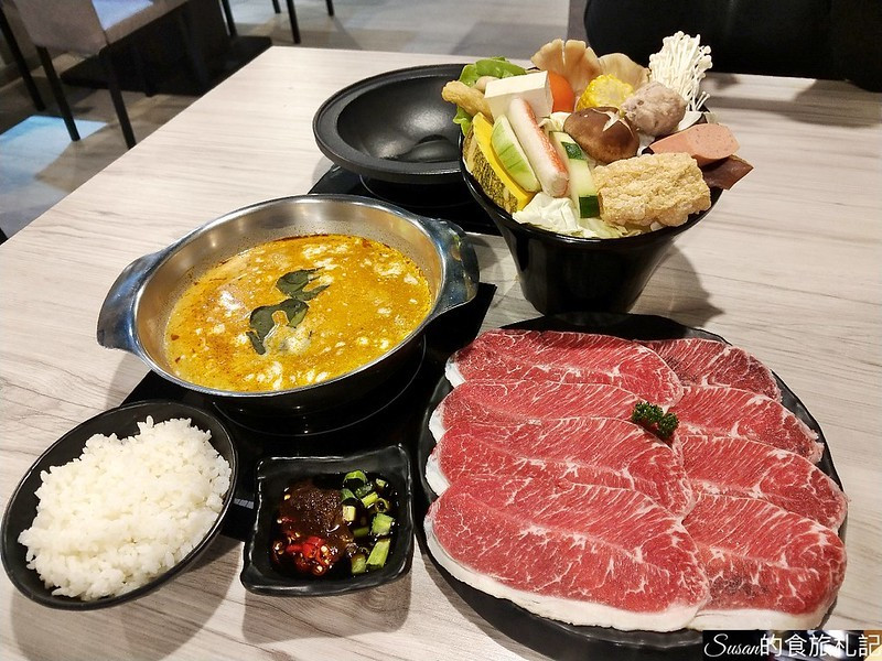 台中美食|成石鍋物嚴選多款湯底，搭配現切肉片、新鮮海鮮，現在用餐打卡送好禮  北平路美食 宵夜  北區火鍋