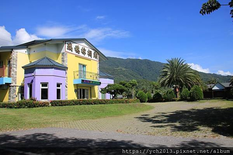 花蓮瑞穗鄉住宿推薦／瑞穗棕櫚湖民宿／一泊一食、花木扶疏、寵物友善的親子民宿，放鬆度假好去處