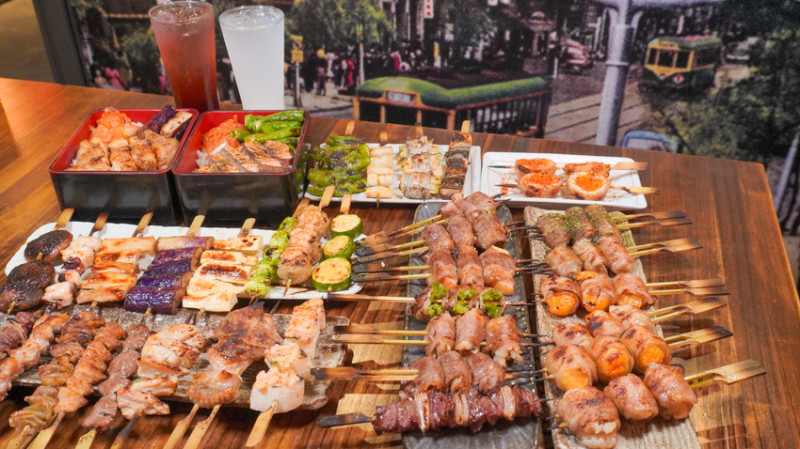 日式風味的串燒店『一鳥一炭』，嘉義串燒推薦，用心製作醬汁、季節性更新菜單新鮮又好吃！