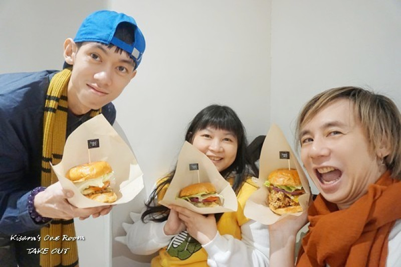 台北中山美式餐廳．美味手工漢堡貓餐廳插旗民權西路站──Take Out