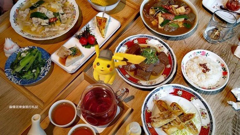 【台中 西區】嚴選小農鮮乳、少人也能品嚐的台菜料理、適合家庭跟朋友聚餐『馨苑小料理※飲食空間』