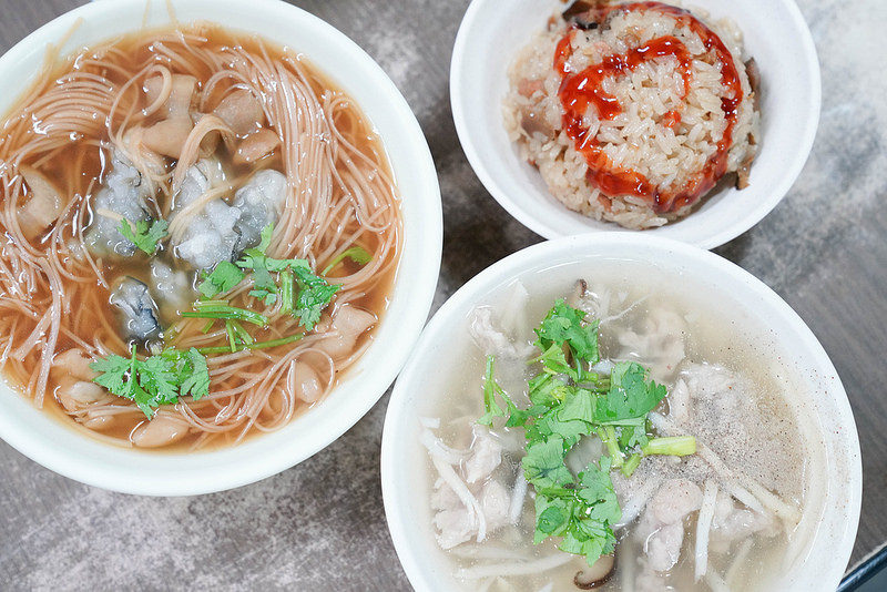 【台北美食】東發號‧油飯、麵線｜夜市美食｜饒河街夜市