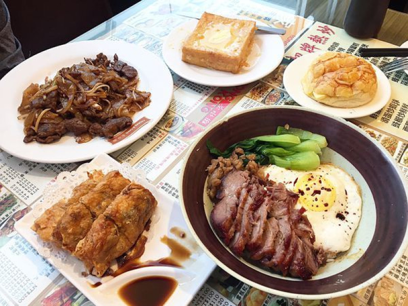 HONG KONG香港茶水攤/港式料理茶餐廳/台北中山區南京復興美食