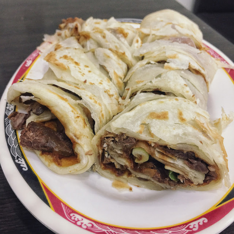 斤餅捲牛肉，除了《穆記牛肉麵》之外：台北《珍珍牛肉麵》