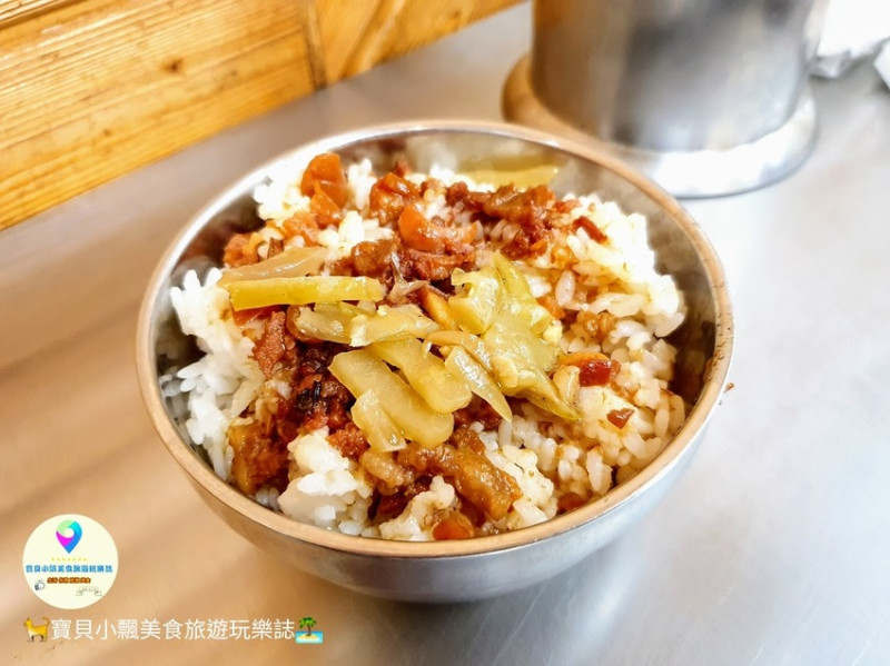 [食]新北 三峽老街 古色古香 傳統美味小吃 豬腱腿麵 老街豬腳飯