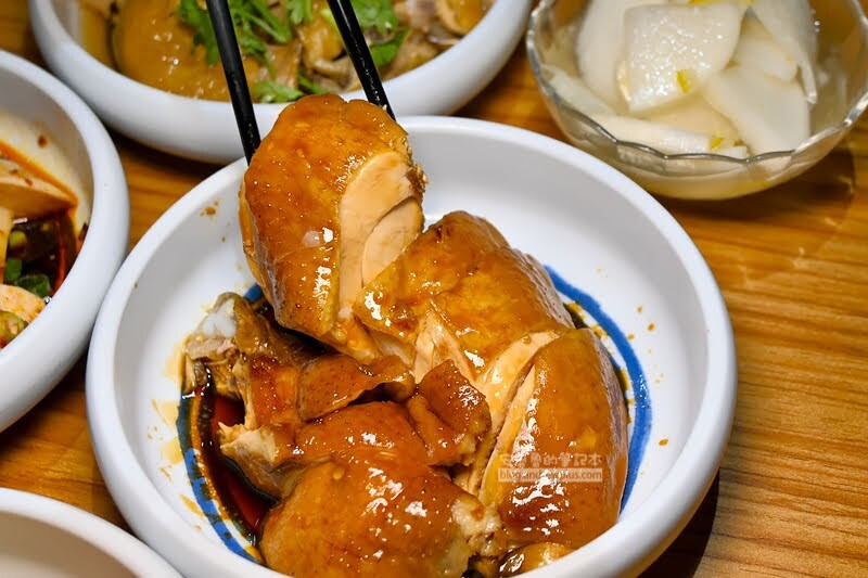 永和雞肉飯吃不膩,肉嫩多汁口味多樣,夏季限量檸檬雞