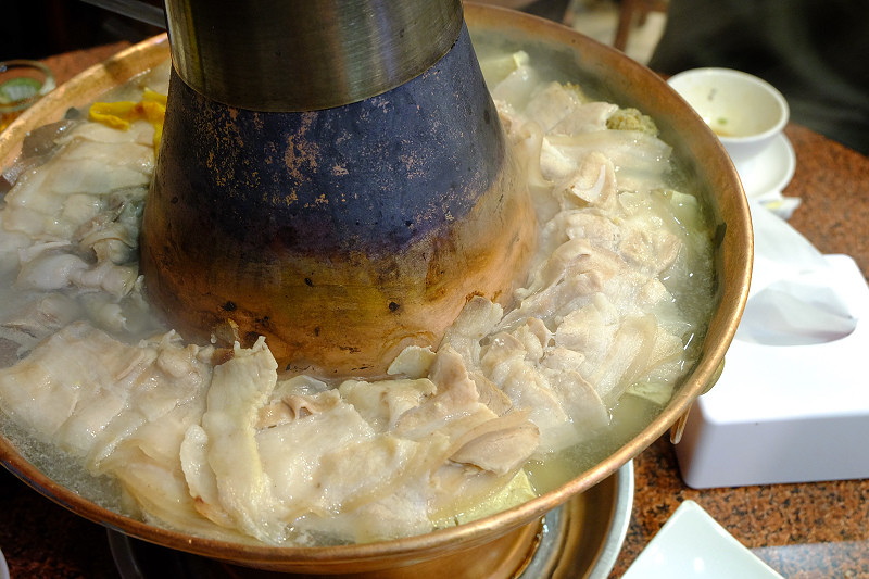 ［台北］：胡天蘭推薦冬天必吃鍋物☆金稻子酸菜白肉鍋