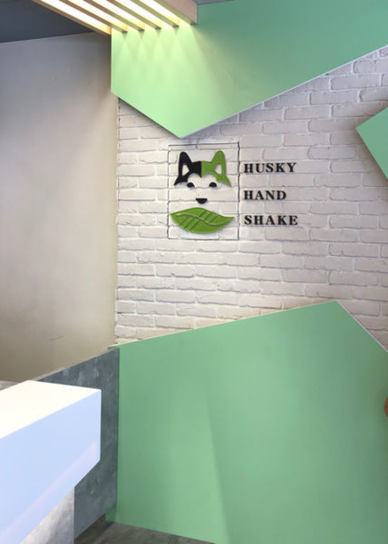 [ 竹科飲料 ] 天芳葉談新竹光復店-哈士奇手搖飲/光復路飲料店/玫瑰鹽奶蓋/吃貨二哈奶酪