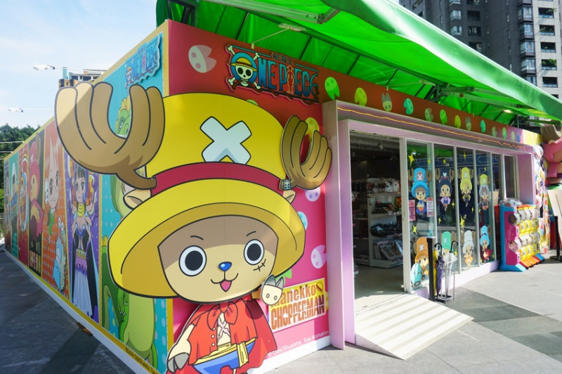 台中旅遊．航海王最Q角色，暴雨烈日都要衝──百變喬巴超人期間限定店