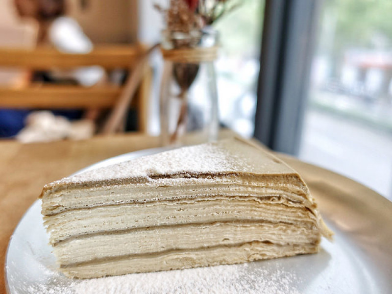 [台北古亭] 艸藴，美味千層蛋糕、滿滿乾燥花咖啡廳 插座 不限時 wifi 菜單 cafe