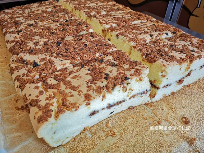 【台中 西屯區】逢甲超夯伴手禮『家傳山益蛋糕』各種口味的古早味蛋糕