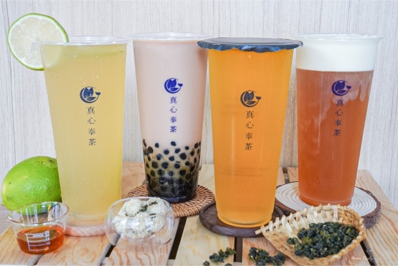 | 高雄美食 |最真心的原味好茶喝一口就回甘/奶蓋超濃超順口/真心奉茶