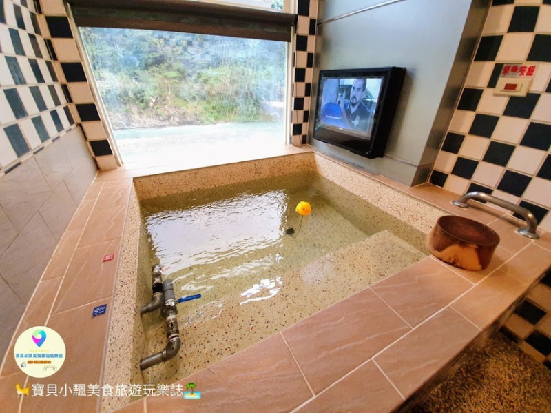 [遊]新北 烏來 獨家私密享受 溪景雙人湯屋 烏來湯布苑溫泉館