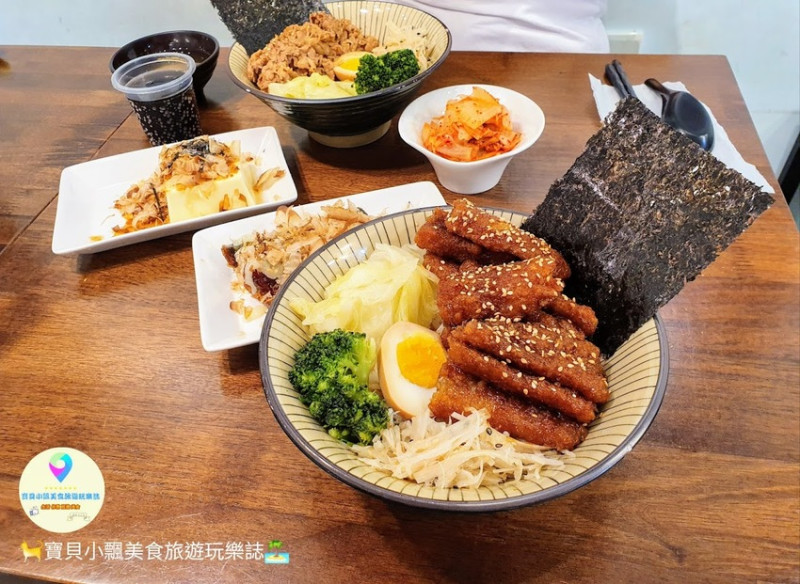 [食]台北 價格親民的丼飯料理 免費享用飲料吧及味噌湯~ 還可使用無接觸支付 街口支付、LINE Pay付款 職人雙饗丼