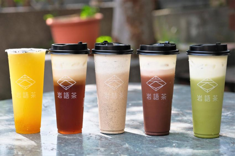 岩語茶-嶺東店｜讓奶蓋控瘋狂的超厚奶蓋！岩鹽奶蓋系列百搭各式組合！嶺東科技大學飲料推薦、台中高鐵美食推薦、南屯飲料推薦、台中飲料推薦