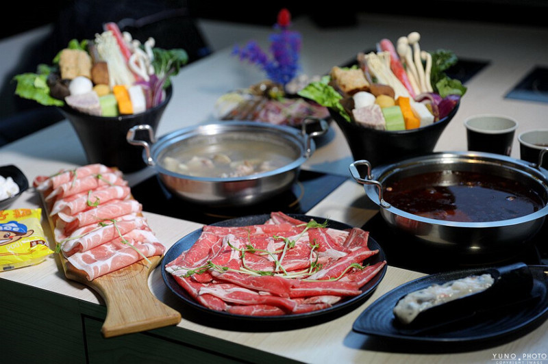 台中市沙鹿區全台最潮夜店工業風麻辣鍋！讓人回味的湯底與食材