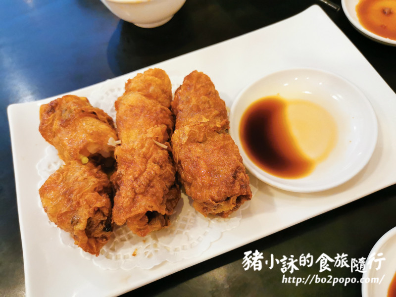 高雄。岡山》蒸點心館港式點心專賣店。平價又美味 - 豬小詠的食旅隨行
