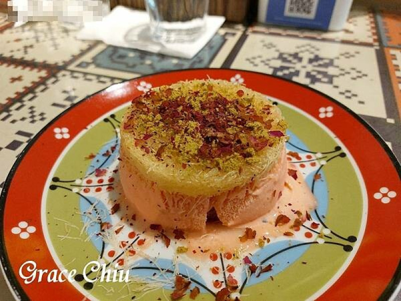 阿布都中東料理～異國料理嚐鮮，主餐還不賴，甜點好特別