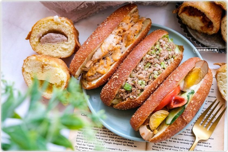 台中少見脆皮甜甜圈，胖嘟嘟包餡甜甜圈、營養三明治，多達12種口味，通通只要銅板價!!!