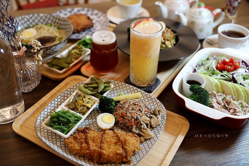 食材超真誠，隱藏版超美咖啡廳低調藏巷弄！不限時超佛心