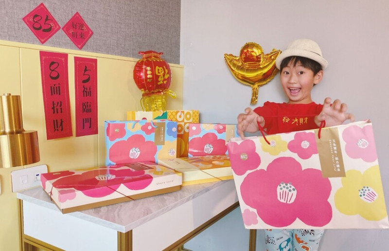 2023年過年伴手禮推薦～人氣熱銷 85度C全新過年禮盒新年鉅獻,火熱預購中,快手刀跟上！（咖緊）
