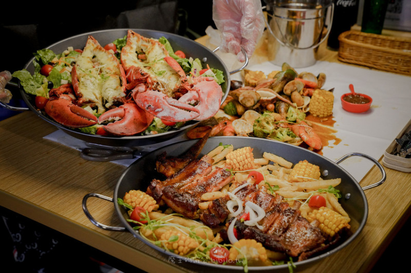 汐止聚餐 209 Kitchen 餐酒館 新北汐止美食推薦 龍蝦海鮮桶 焗烤波士頓雙龍 霸氣豬肋排 台鐵 汐止站 內文有店家資訊與菜單