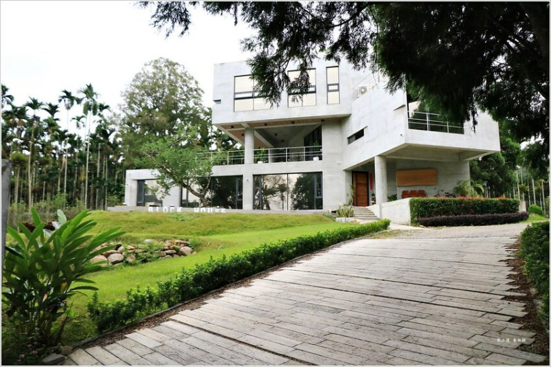 【南投‧魚池】Block House 積木家‧南投民宿推薦，清水模工業風設計，林中環繞的極靜民宿