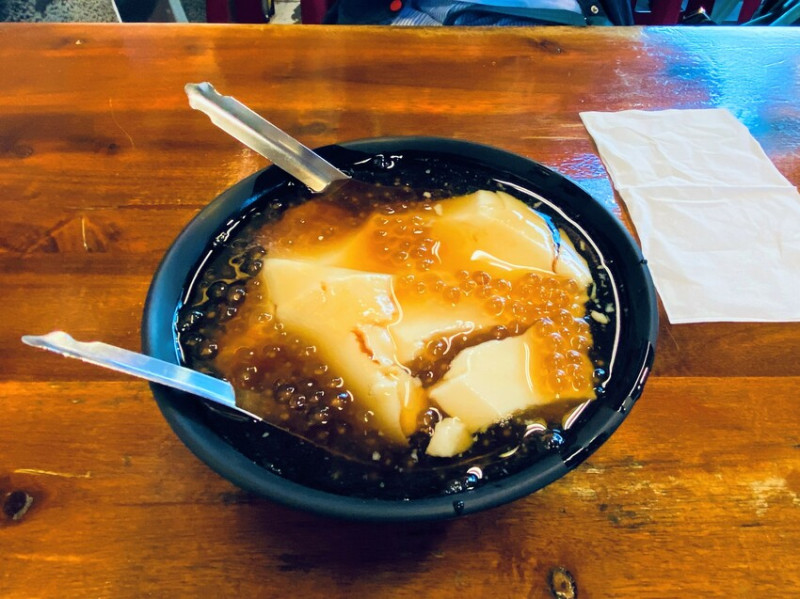 【台南 冰品】阿川古早味粉圓冰，絲滑口味的豆花搭粉圓