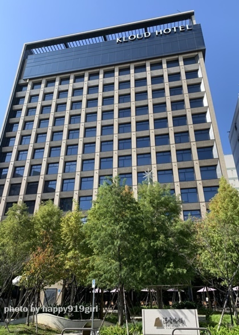 [台中逢甲]浮雲客棧★無人自助旅店新體驗，讓機器人來為您服務