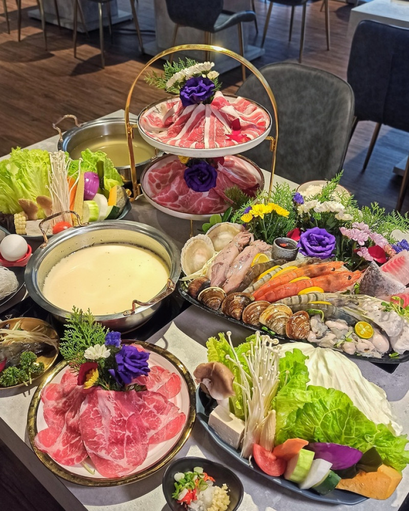 新莊火鍋 | 沐樂享鍋  新莊美食  質感餐具  新鮮海鮮 優質肉品 獨家義式牛奶鍋 新副都心 捷運泰山站