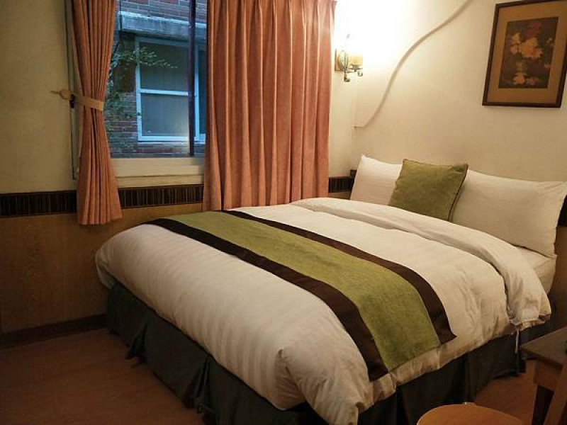 住宿【嘉義。青山別館】阿里山園區住宿｜棉被暖和房間內附暖氣｜內文含早餐分享