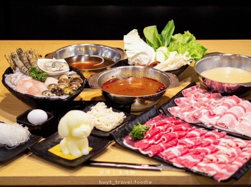 【山崎昆布鍋物藝文店】桃園火鍋推薦，260元起自助蔬食吃到飽加優質鍋物，超狂當日壽星禮！菜單