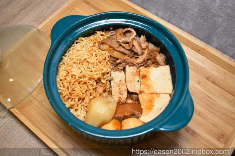 新莊滷味推薦。新莊宵夜推薦。別想了！吃，滷味吧！滿百送王子麵，飲料只要20元