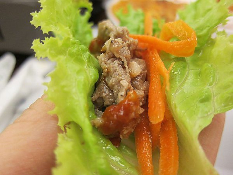 東春館韓式料理(生菜包肉外-泡菜煎餅也好好吃喔)