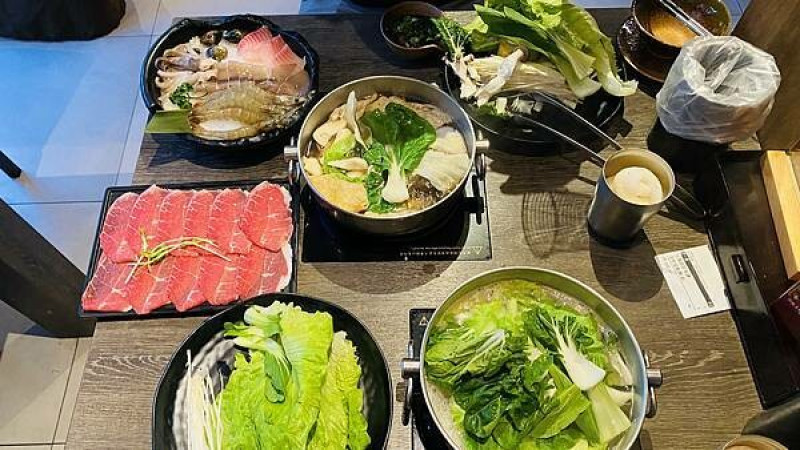 桃園火鍋吃到飽推薦【聚北海道鍋物統領店】開鍋好運人人有獎/308元起就可以吃到飽/隱藏版鍋底菜單/桃園CP值高火鍋餐廳