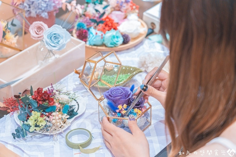 【花藝課程】婕琳花藝設計｜親手做出專屬自己的花藝作品，送上最真誠的祝福｜鮮花/永生花客製、開幕/婚禮布置、節慶/畢業季花束通通包辦