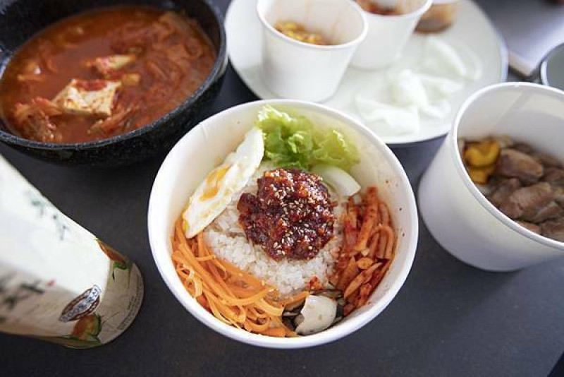 料韓男2號明曜店外帶雙人餐 - 安心在家一樣能滿足大啖韓式烤五花的癮頭