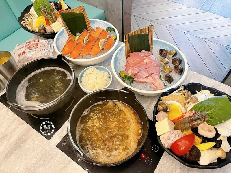 築間幸福鍋物站前秀泰店，台中網美蒂芬妮藍平價鍋物套餐，飲料冰淇淋無限暢飲，首次加入會員立馬再換肉品 - Cyndi loves享食天堂