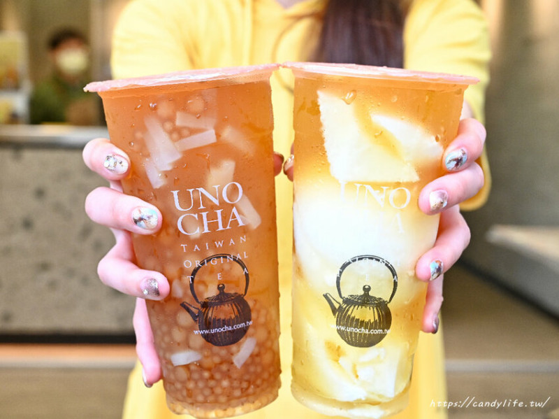 烏弄│許多網友推薦的飲料店就是這間！不只單茶好喝，有料飲料也是超人氣推薦～