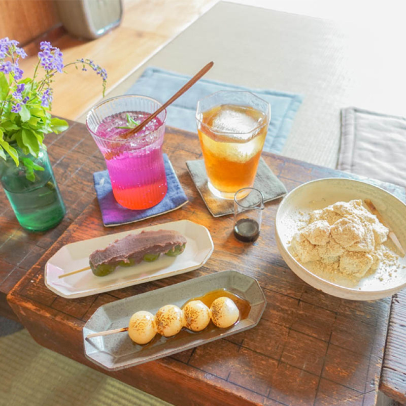 台中美食。良心製菓  在榻榻米上享受的日式午茶時光  道地烤團子、黑糖蕨餅