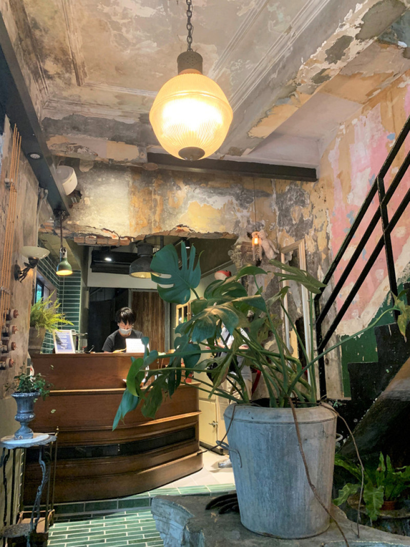 必收藏的老宅咖啡廳－新開幕的可頌鬆餅&偷閒咖啡，熱登IG打卡點，中山區近捷運雙連站