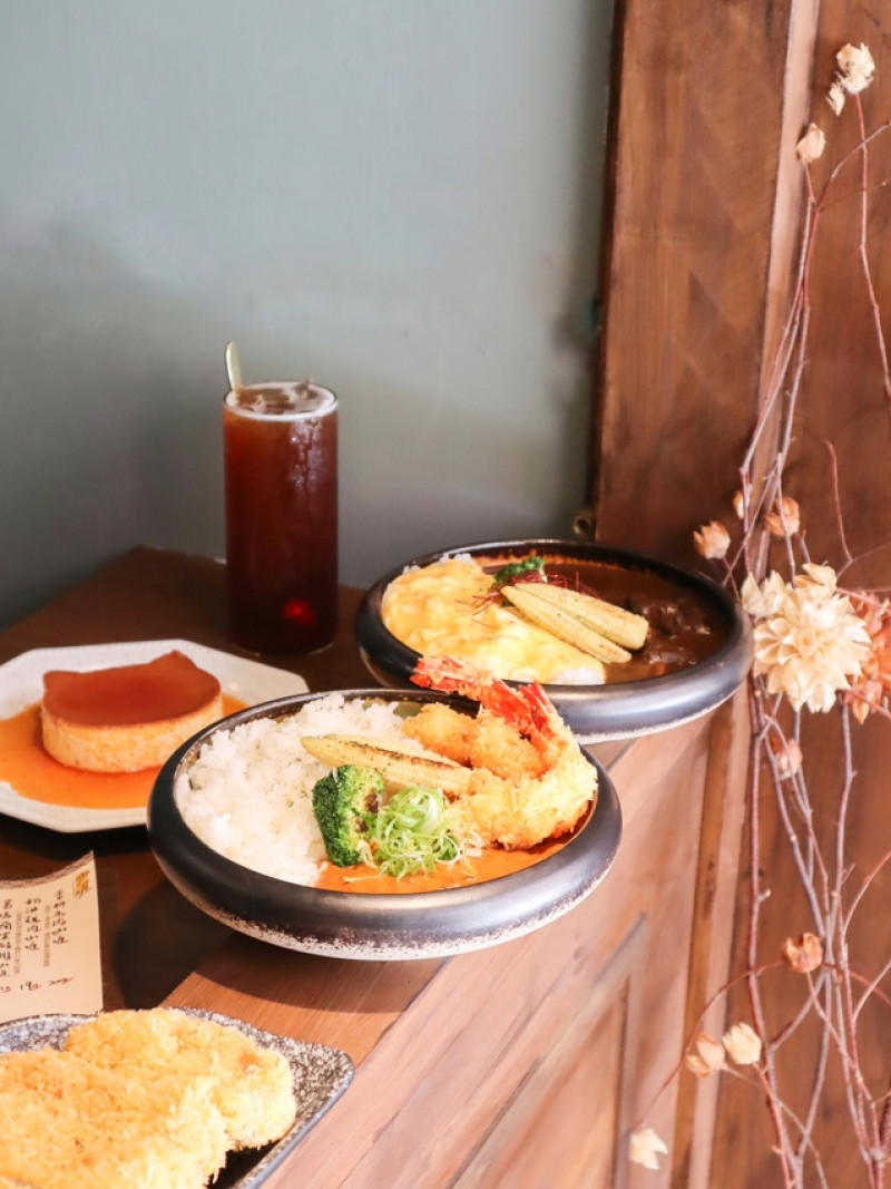 [ 台北美食] TakeOut Curry Shop - 新開幕大安區主打香料咖哩飯還有可愛貓布丁！