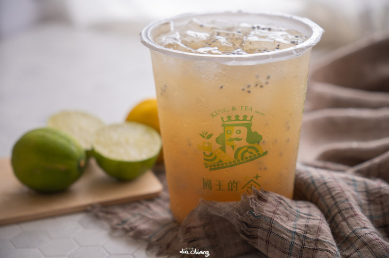 台中南區飲料店，鄰近中興大學超大杯飲料25元起！開幕慶買一送一_國王的茶信義南店