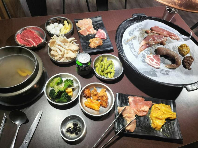 超高CP值烤肉加火鍋吃到飽-嘉義豬對有韓式烤肉