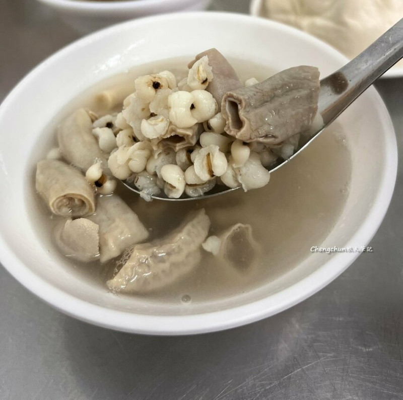 台北市大同區美食，阿桐阿寶四神湯，從早餐到宵夜，老司機推薦。