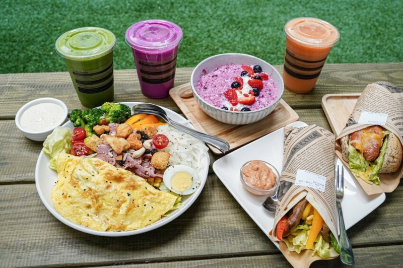 高雄美食｜左營最美輕食店/綠果昔多達30幾款一天一杯超有飽足感/To be smoothie 綠果昔孟子店