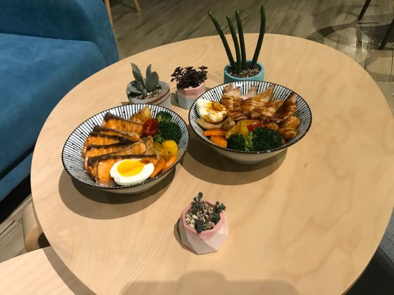 【食記】【內湖美食】台北市內湖區的丼飯專家─【女生宿舍】複合餐食