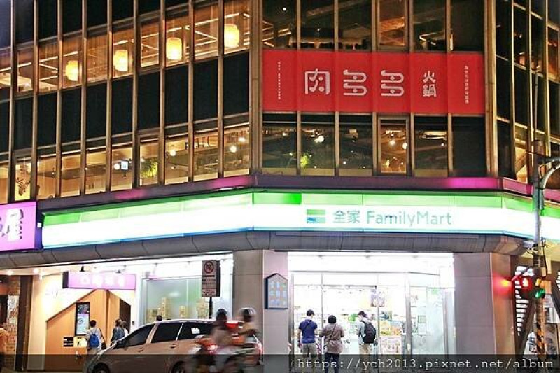 中正區美食推薦 樂多多集團旗下火鍋第一品牌《肉多多火鍋 台北重慶南店》／自助吧選擇超多 火鍋迷必吃名店／到北市文教蛋黃區重慶南路開店囉