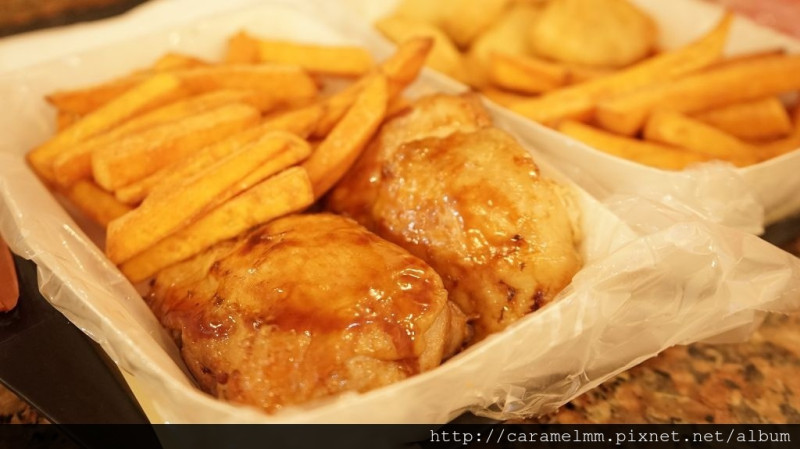 【宜蘭縣】香雞城 全台僅存一間 台式手扒雞 古早味美食 懷舊老滋味 東門夜市